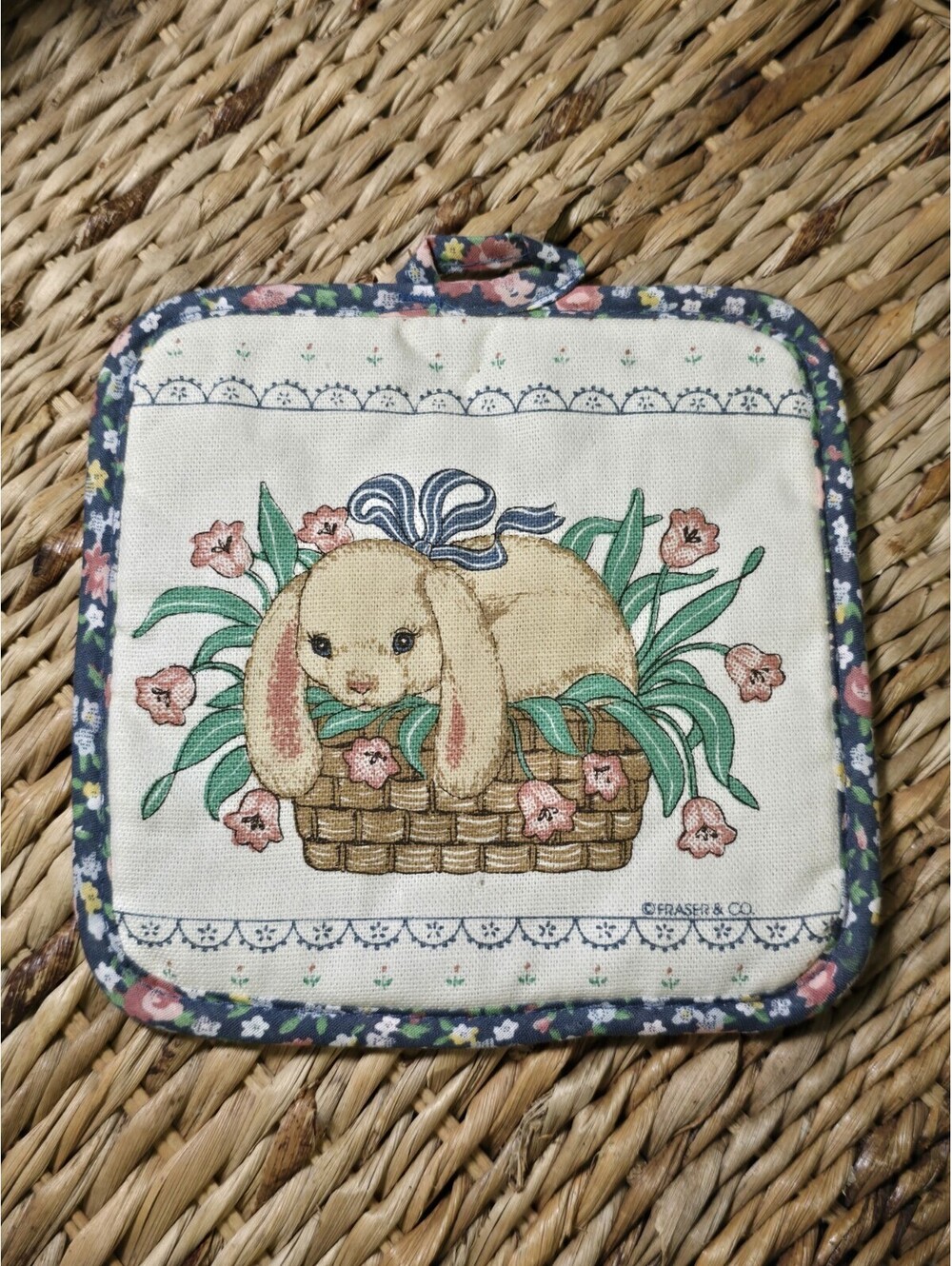 Vintage Kitchen Bunny Rabbit Pot Holder 1980s Cottage Core Grandma